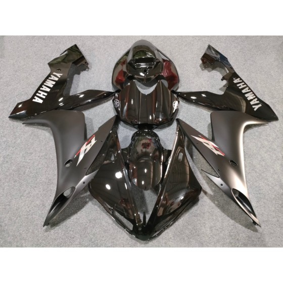 Yamaha YZF R1 Matte/Glossy Black Motorcycle Fairings(2004-2006)
